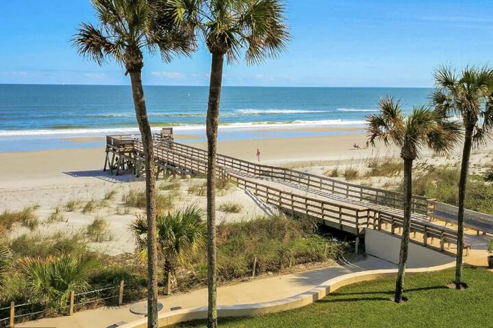 Game Room near Navy Base, Hannah Park and Beach!