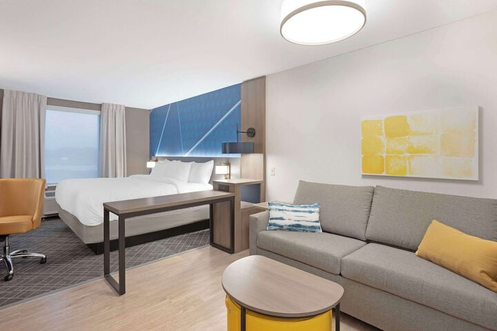 Room 41 of 53