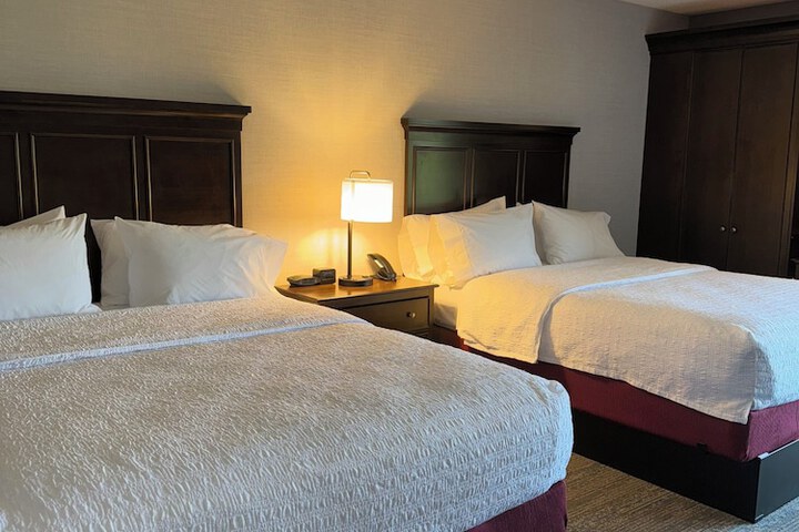Hampton Inn by Hilton New Bedford / Fairhaven