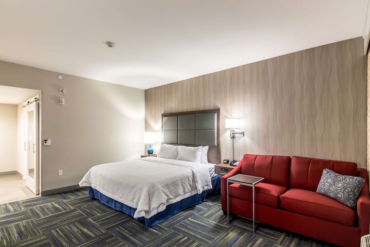 Room 13 of 54