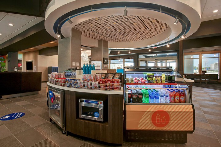 Tru by Hilton Grand Prairie