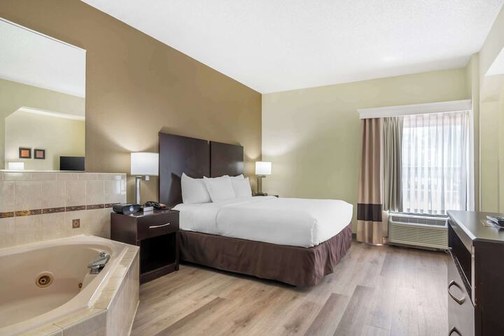 Comfort Inn & Suites Lake Norman