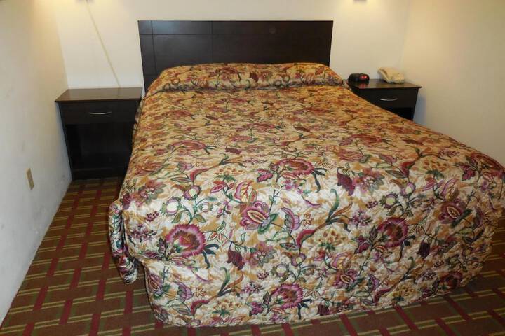 Room 14 of 24