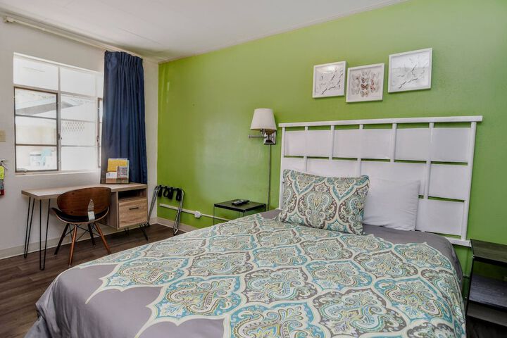 Room 41 of 62