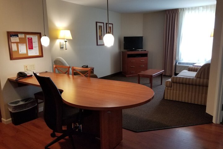 Room 41 of 85