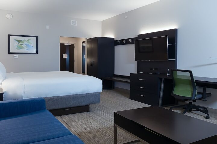 Room 19 of 29