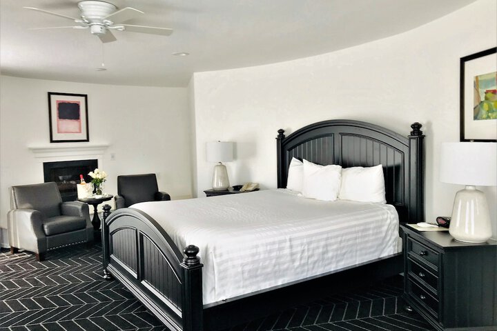 Room 50 of 72