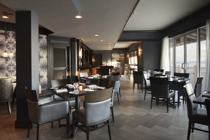 Pier House Resort & Spa