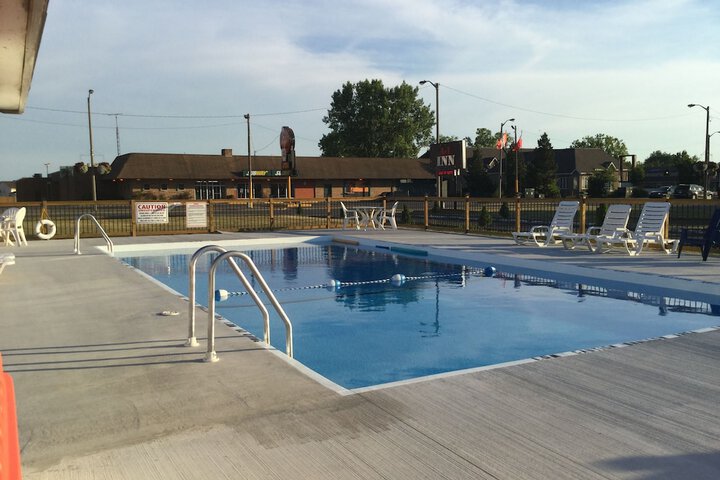 Pool 2 of 24