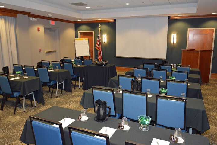 Hampton Inn & Suites Saratoga Springs Downtown