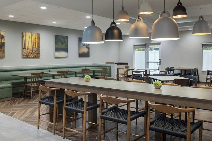 Fairfield Inn & Suites Lake City