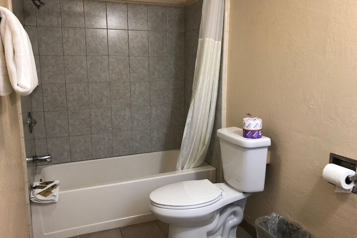 Room 22 of 49