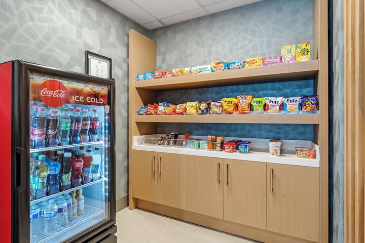 Holiday Inn Express Pittsburgh East - Mall Area by IHG