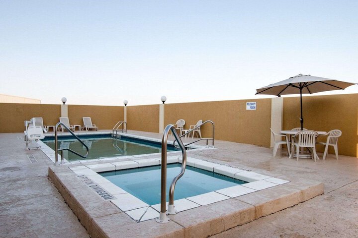 Comfort Suites San Angelo near University