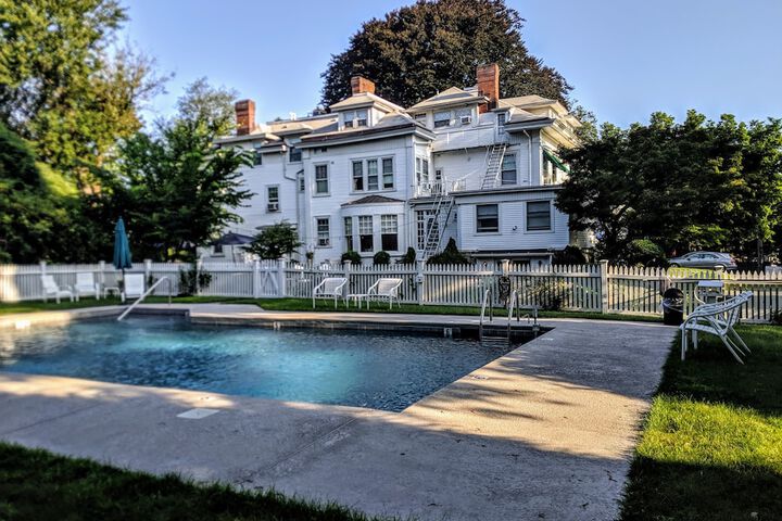 Pool 2 of 239