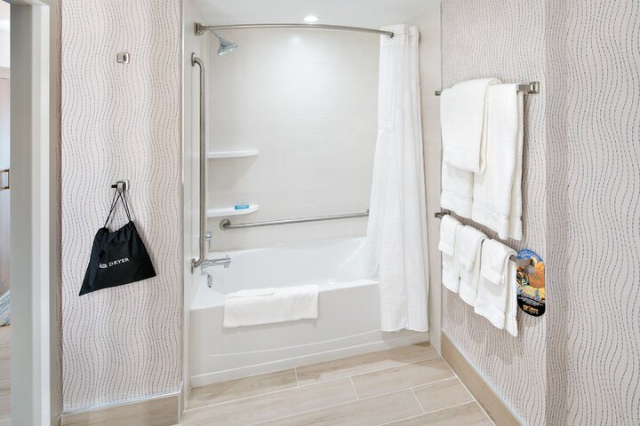 Room 20 of 40