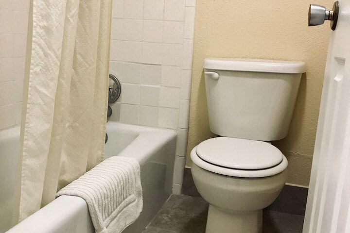 Executive Inn