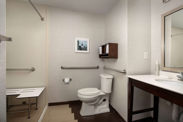 Hampton Inn Knoxville / Clinton I-75