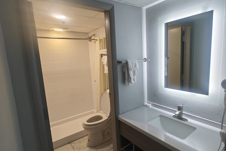 Room 10 of 50