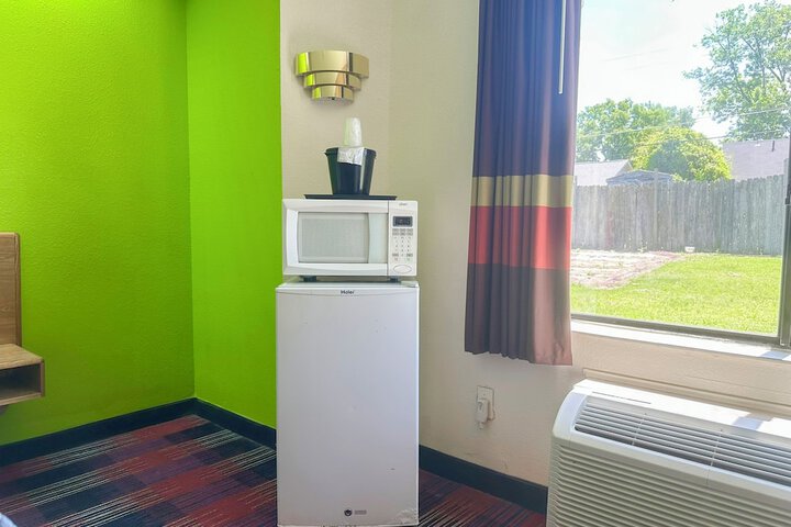 Classic Inn by Townhouse American Way Memphis I 240
