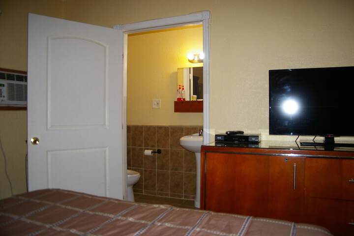 Room 19 of 25