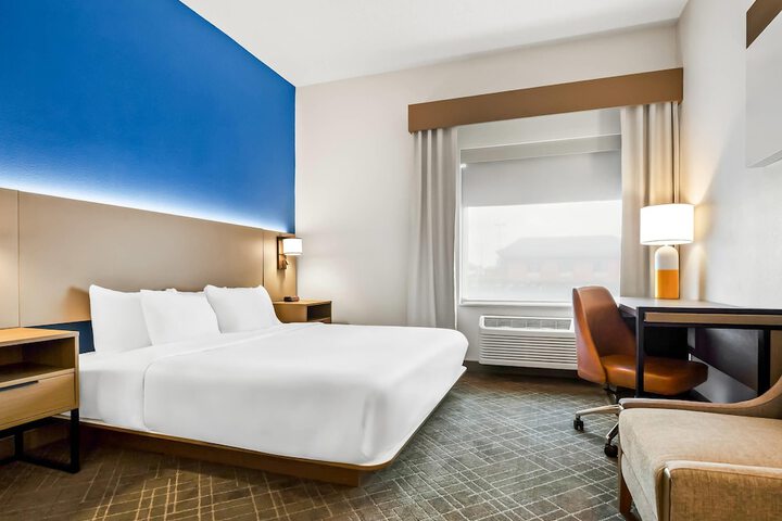 Comfort Inn & Suites OFallon - St. Louis Area
