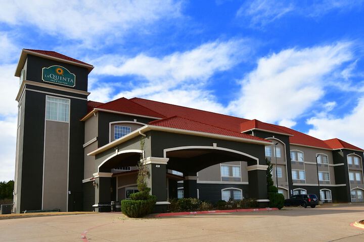 Hotel 1 of 50