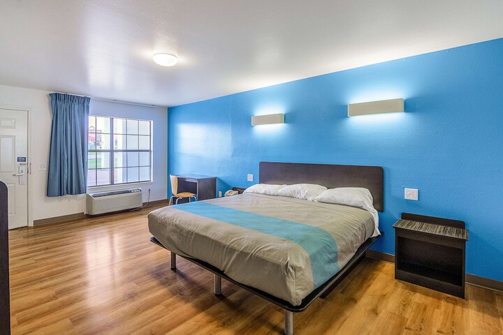 Room 20 of 30