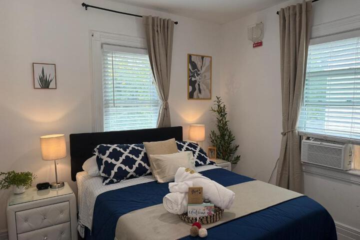 Cozy Private bedrooms Kitchen Wifi