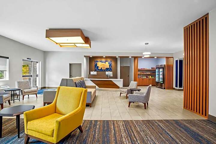 Holiday Inn Express & Suites Tumwater Olympia by IHG