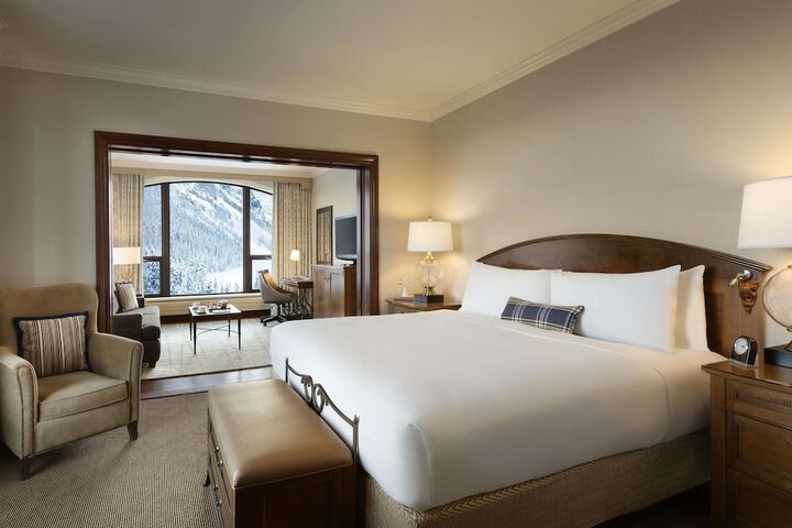 Room 29 of 215