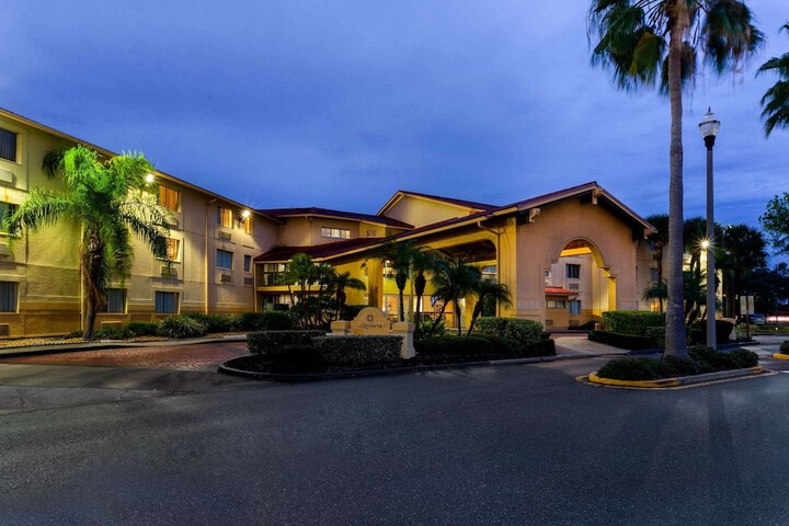 Hotel 3 of 60