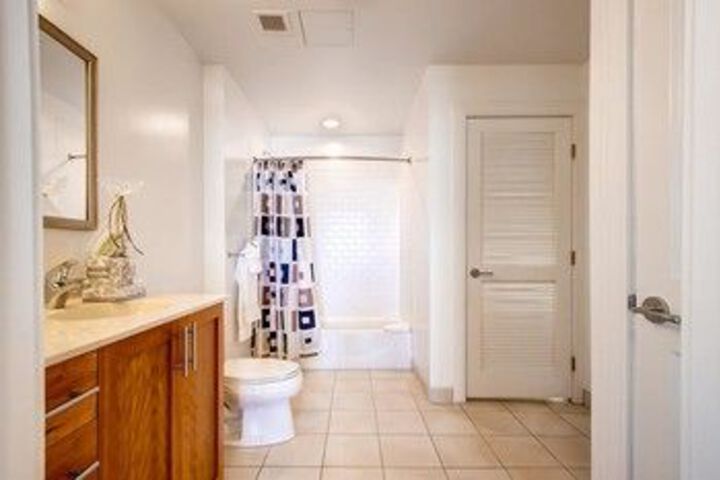 Global Luxury Suites at N. Civic Drive
