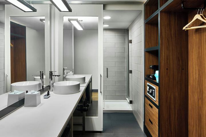 Aloft by Marriott Raleigh