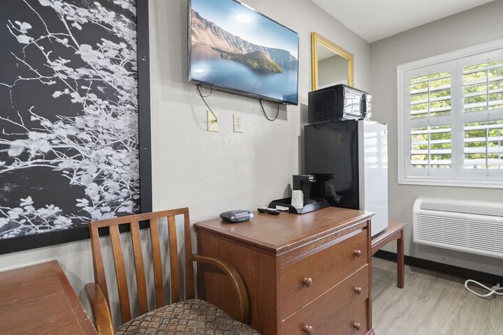 Room 19 of 22