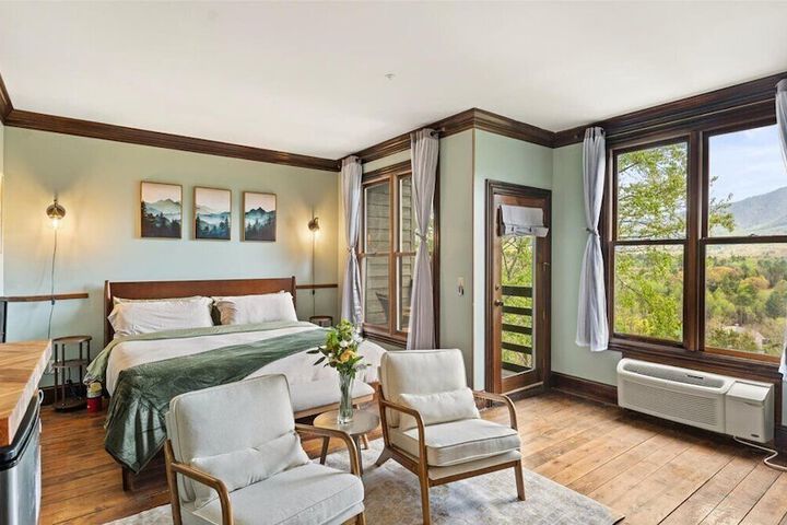 Laurel Valley Mountain Retreat