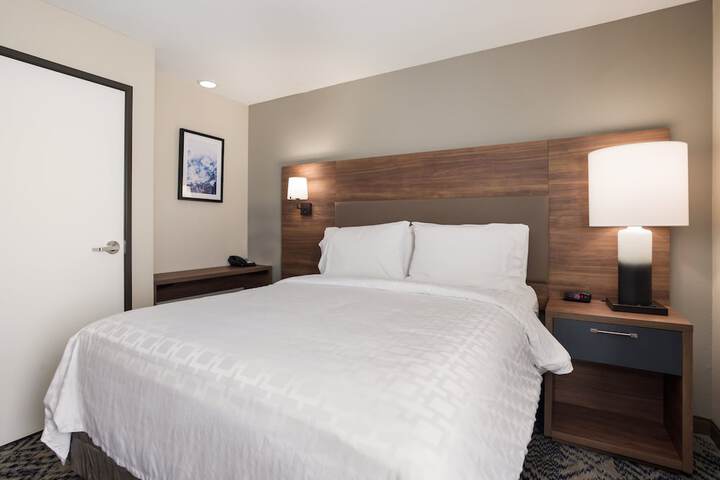 Candlewood Suites Lake Charles - Sulphur by IHG