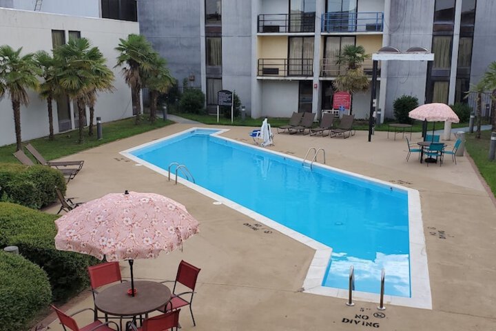 Pool 5 of 34