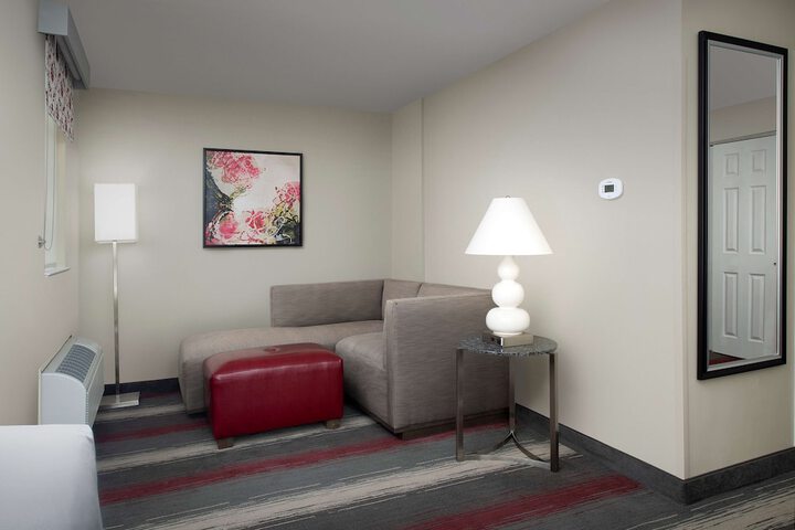 Room 43 of 96