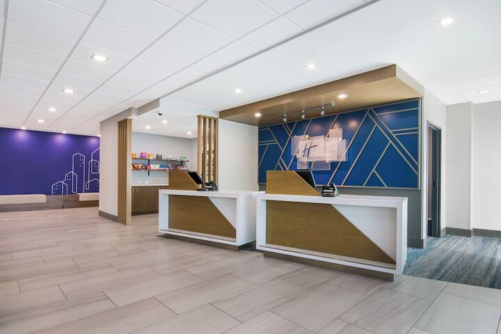 Holiday Inn Express & Suites Springdale Fayetteville Area by IHG