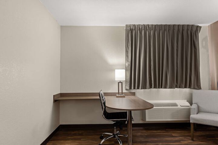 Red Lion Inn & Suites Caseyville