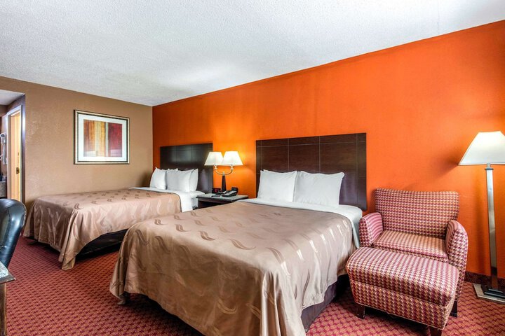 Room 10 of 43