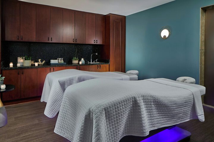 Renaissance Shoals Resort & Spa
