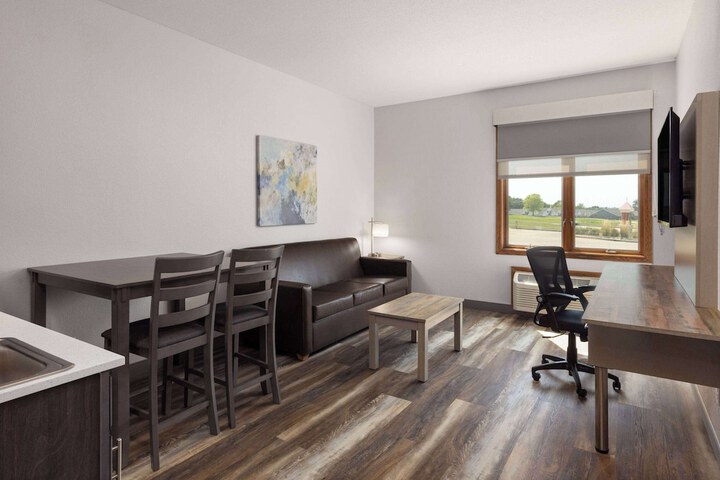 Links Bos Landen Hotel & Spa of Pella Trademark by Wyndham