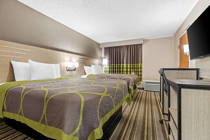Super 8 by Wyndham Athens