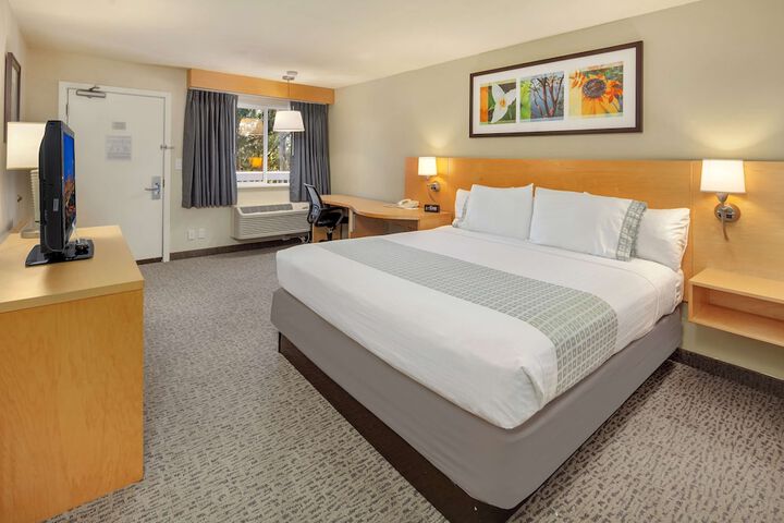 Room 22 of 25
