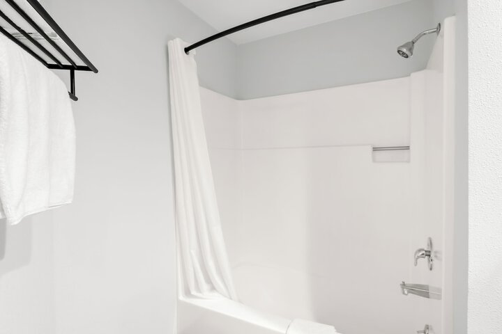 Room 48 of 86