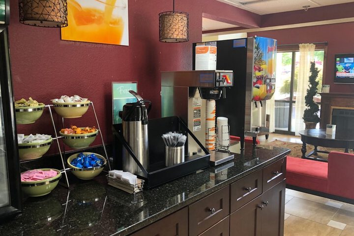 Quality Inn Stone Mountain