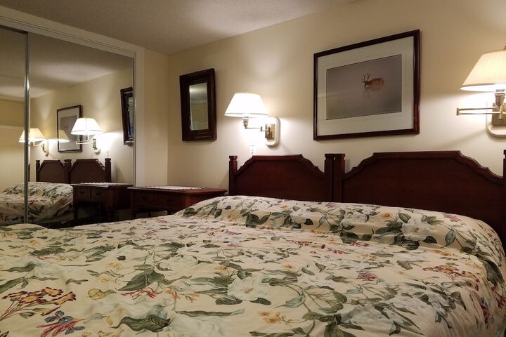 Room 11 of 43
