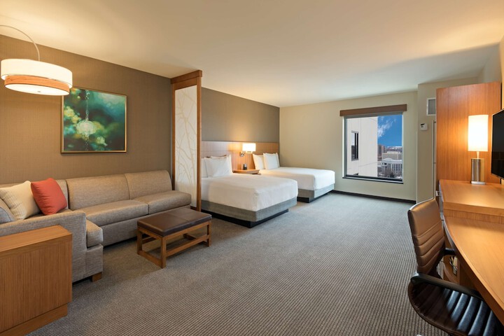 Room 19 of 47